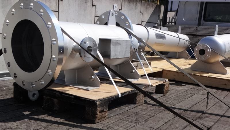 pressure-vessel-heater-Housing-14-Inch-304L-Bespoke-high-pressure-CPE-UK (1)